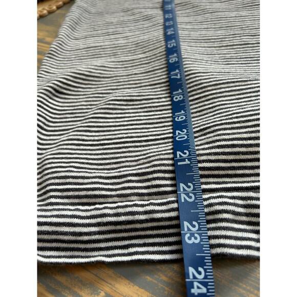 Loft Striped Short Sleeve Embroidered Lovely Blouse Size M - Picture 14 of 16